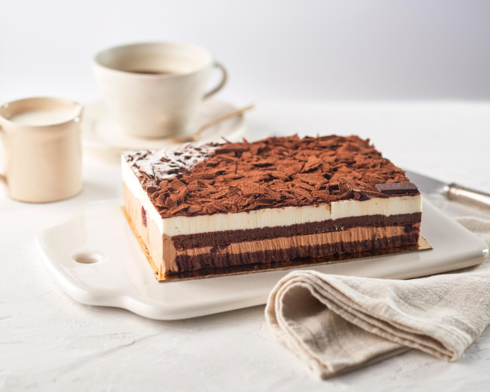 Forêt Noire Cake - Serves 6-8